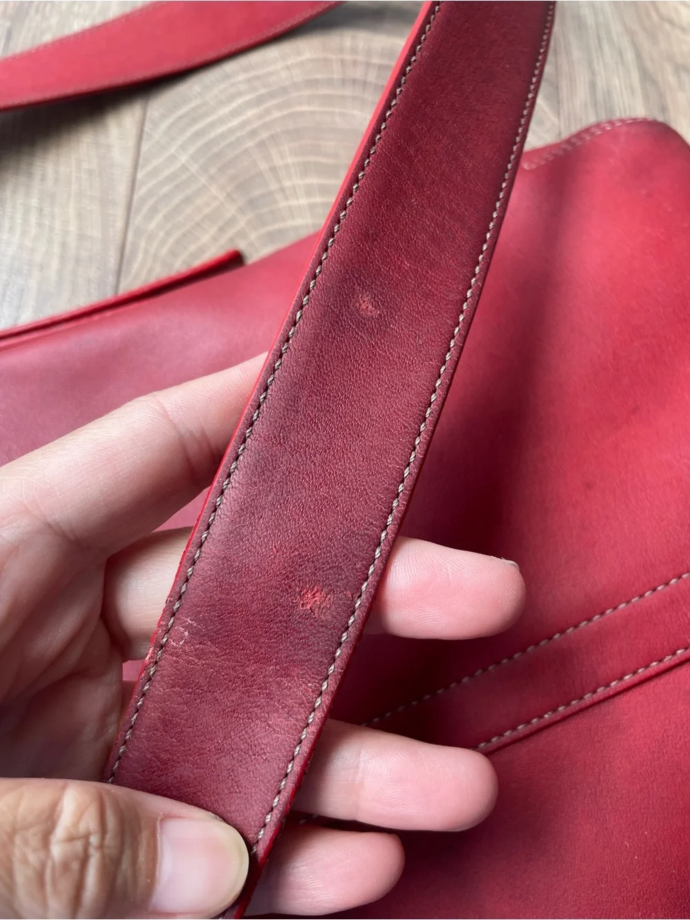 Coach Vintage Legacy Hobo Bag Red Leather 9326 Retro Slim Crossbody Buckle Strap